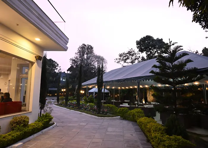 Aranya Boutique Hotel 4*