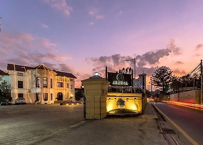Aranya Boutique Hotel 4*